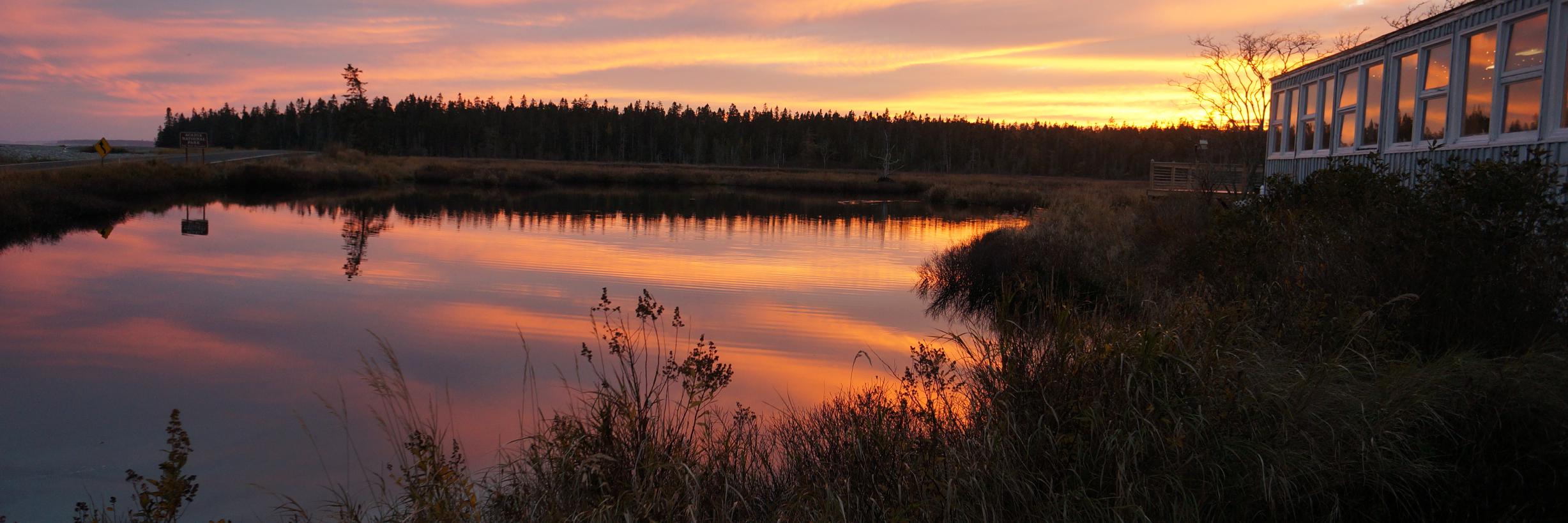 Stéphane Graber (@stgraber@hachyderm.io) banner