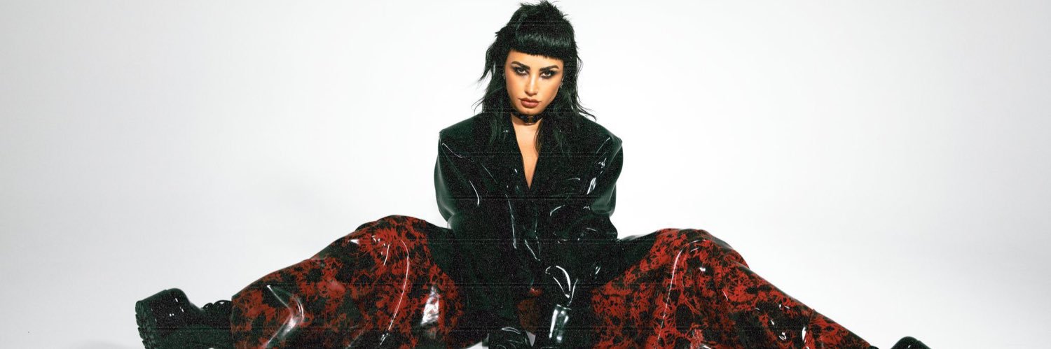 ddlovatoJG's profile banner image
