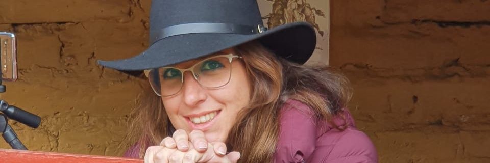 CariChacon's profile banner image