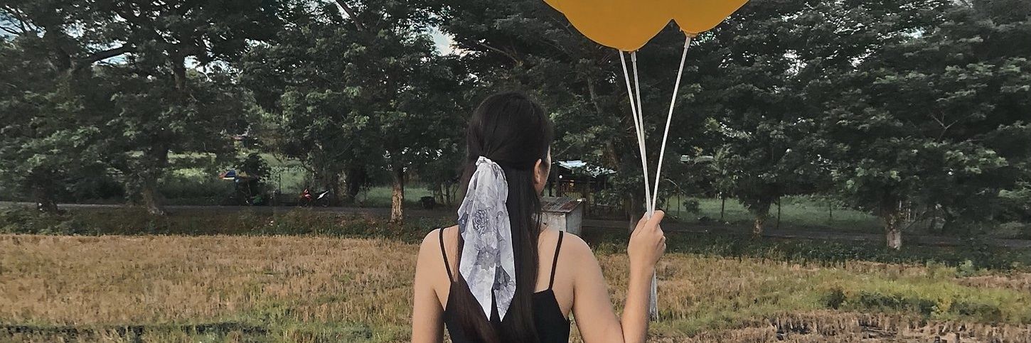 Nay 🌙 banner