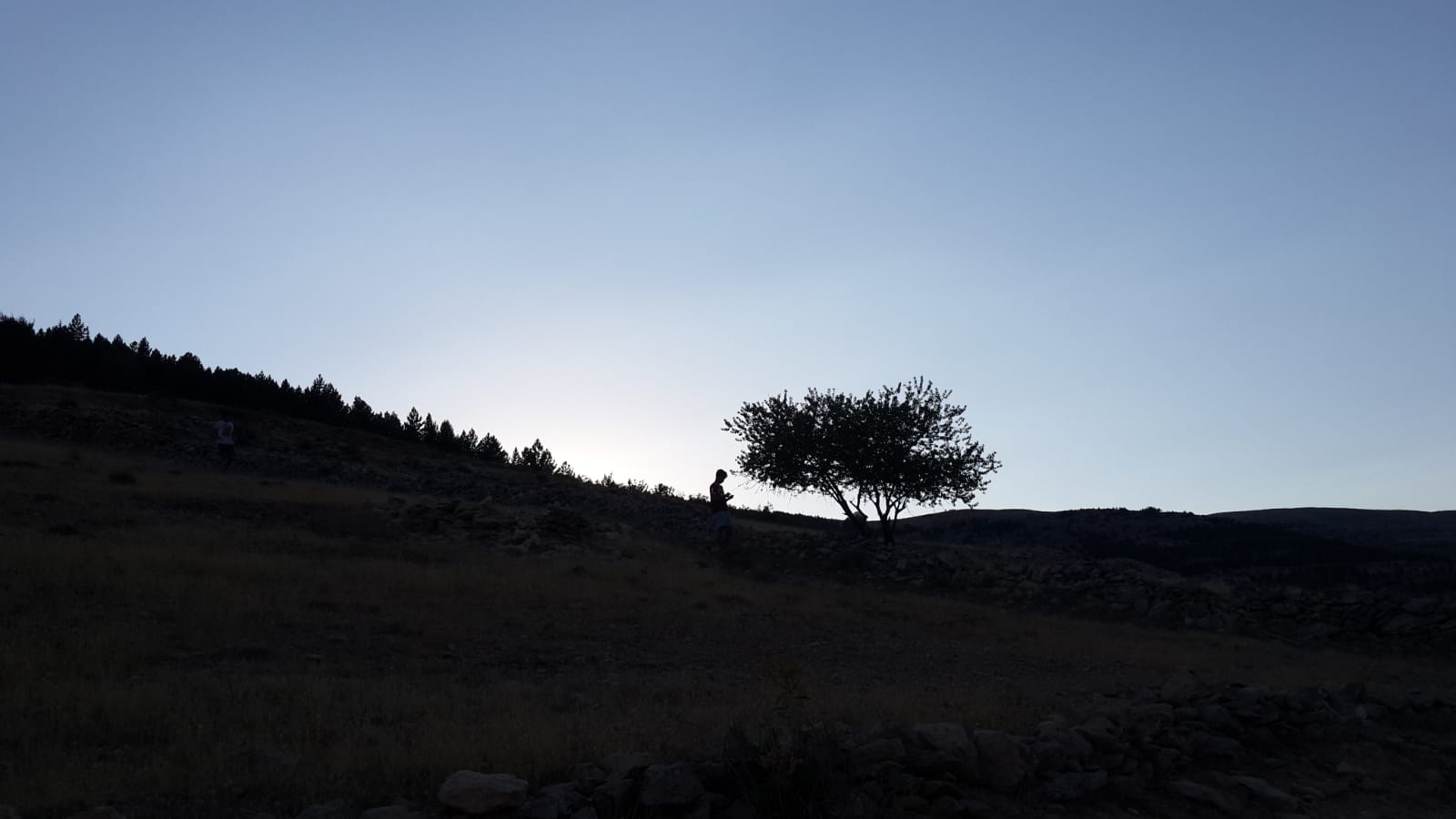 henesiym's profile banner image