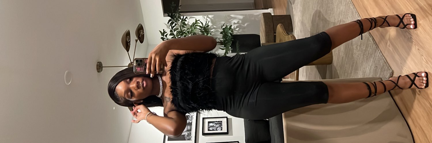 roniquaa1's profile banner image