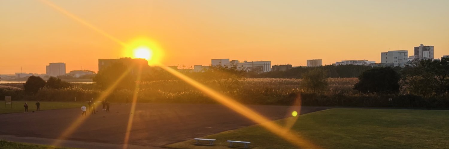s_200117's profile banner image