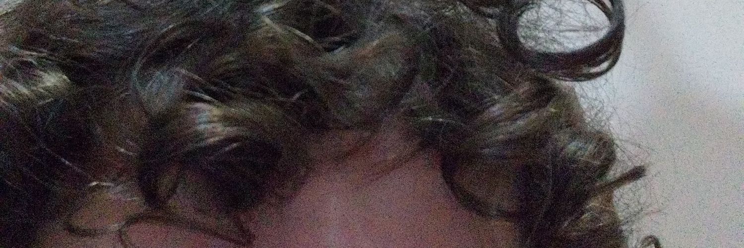 weemi24's profile banner image