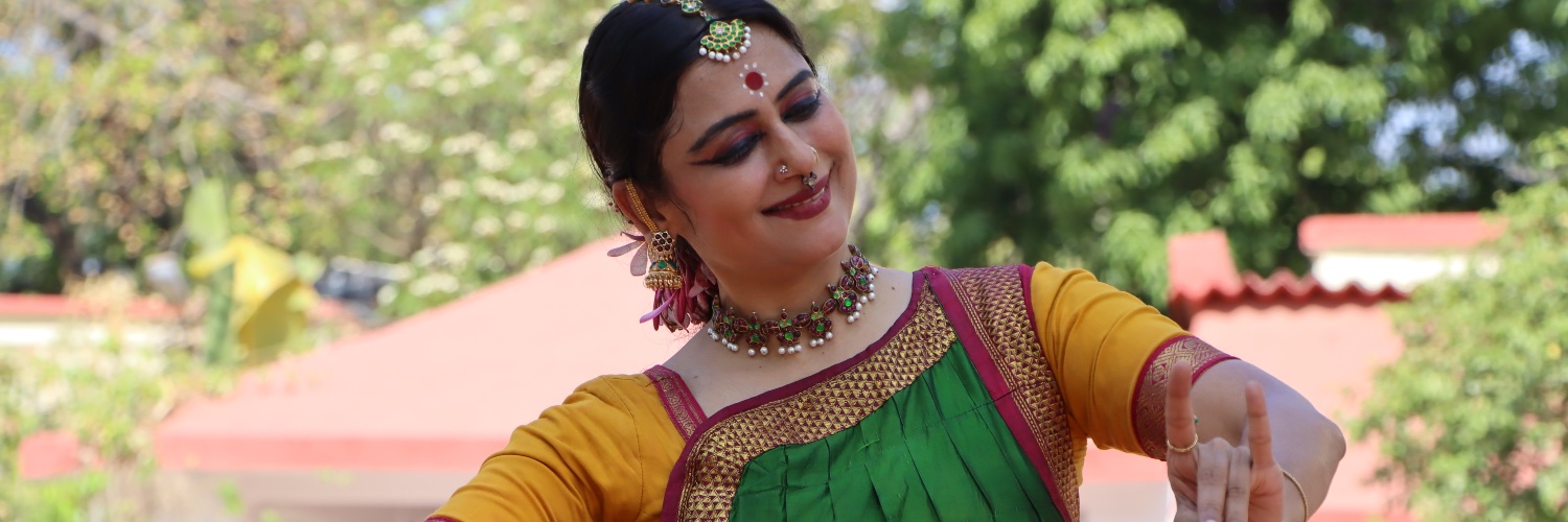 🍁Pavithra Srinivasan🍁's banner