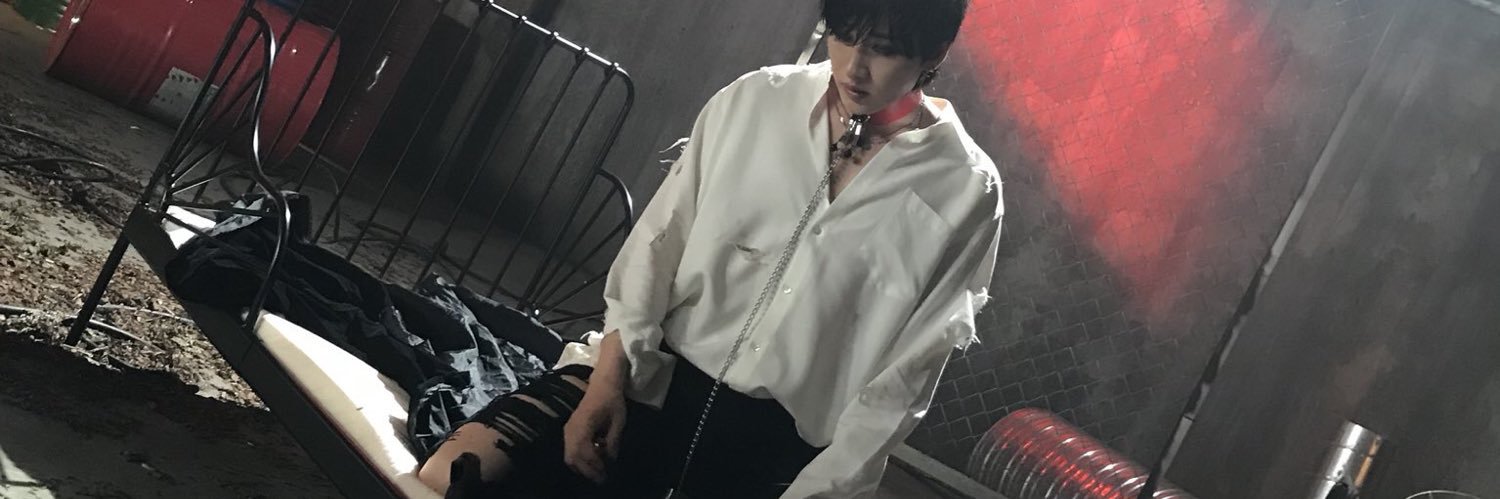 emijae4's profile banner image