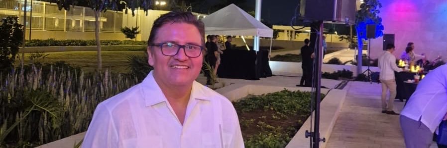 TavoQuiroz's profile banner image