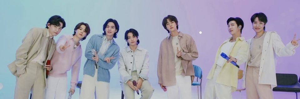 elle_chong's profile banner image