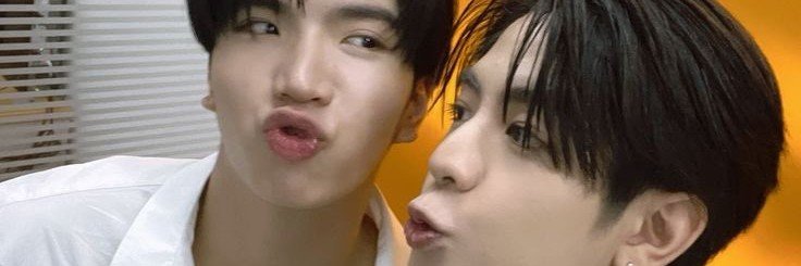 kapook1903's profile banner image