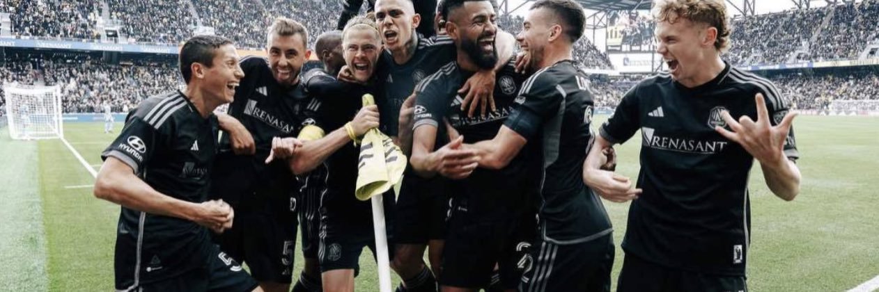 DerekUNC's profile banner image