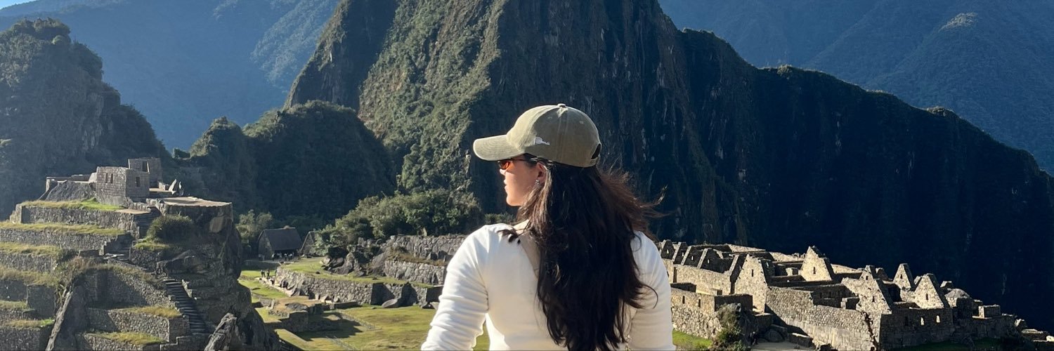 isazanelato's profile banner image
