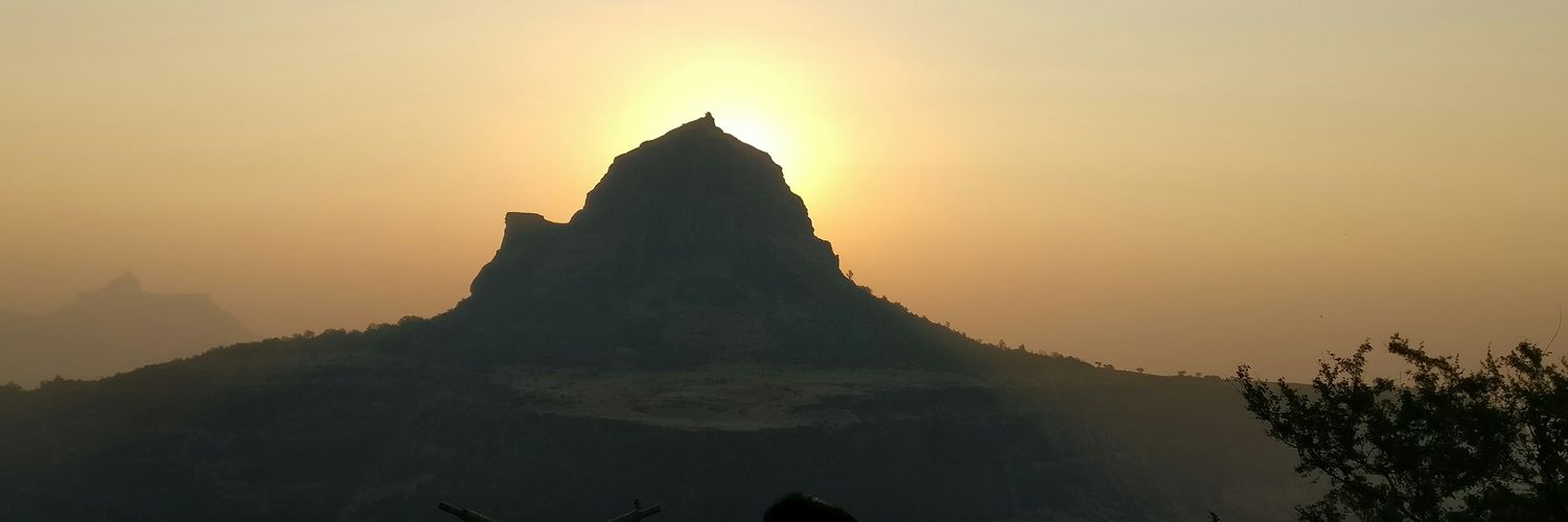 हितेश banner