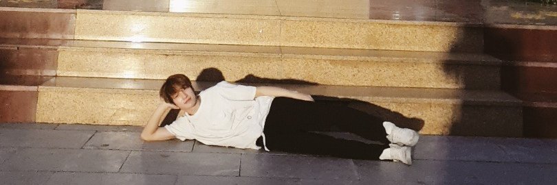 คิม ✸ banner