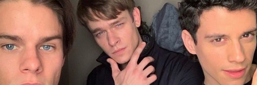 Derek Stefan Hale RP 18+ parody🐺 banner