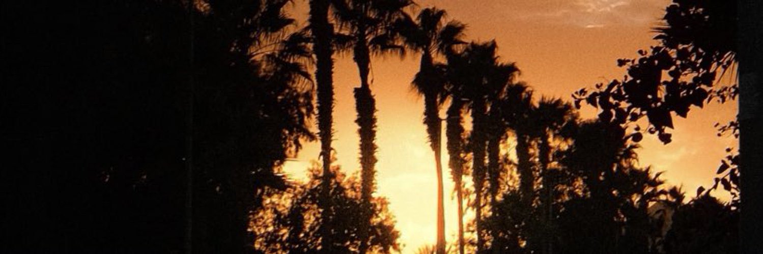 فَ banner