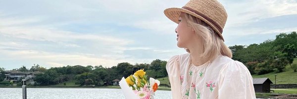 Moonlightconey Profile Banner