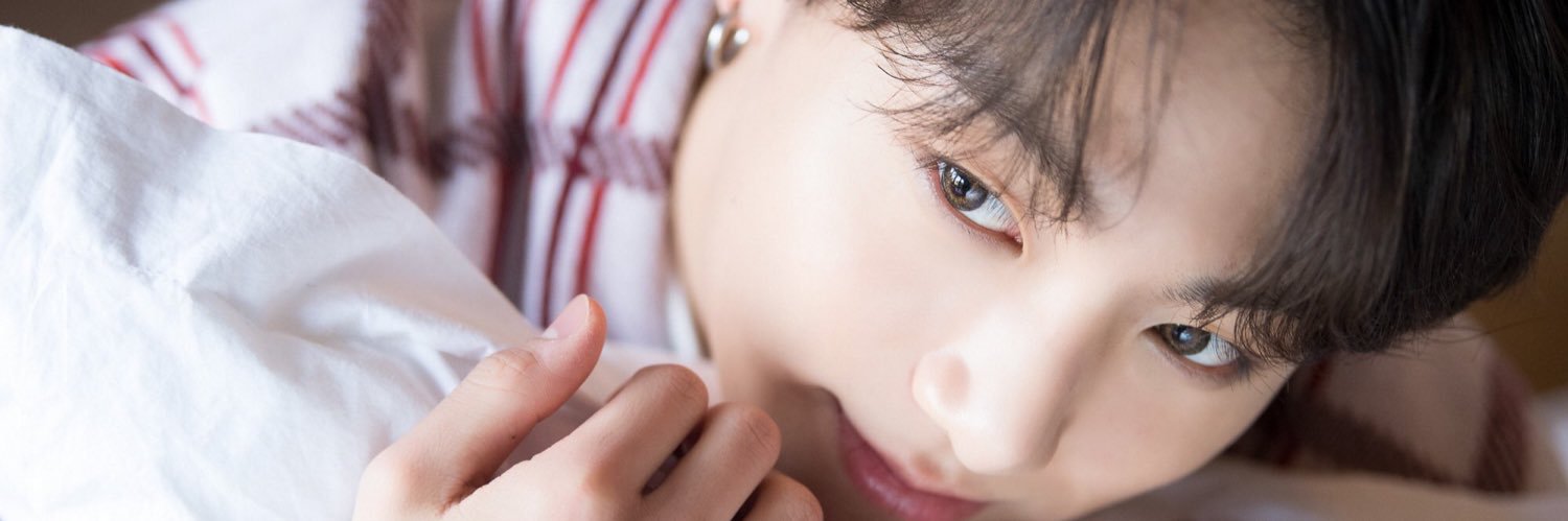 BTSday2day's profile banner image