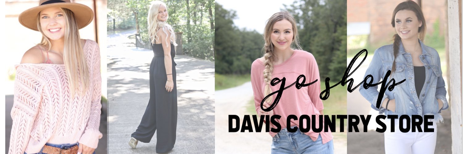 DavisStore's profile banner image