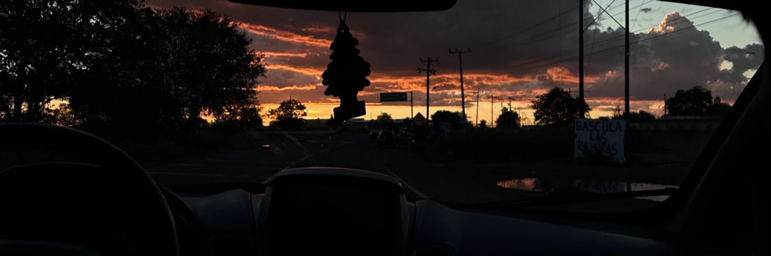 dayiswong's profile banner image
