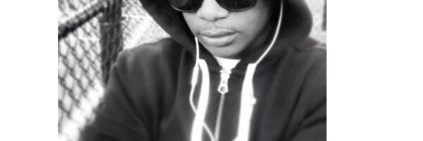 DameStr8Cash Profile Banner