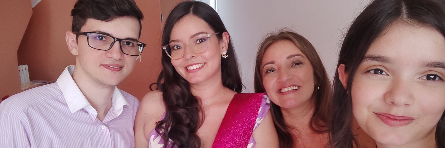 angiezarith's profile banner image