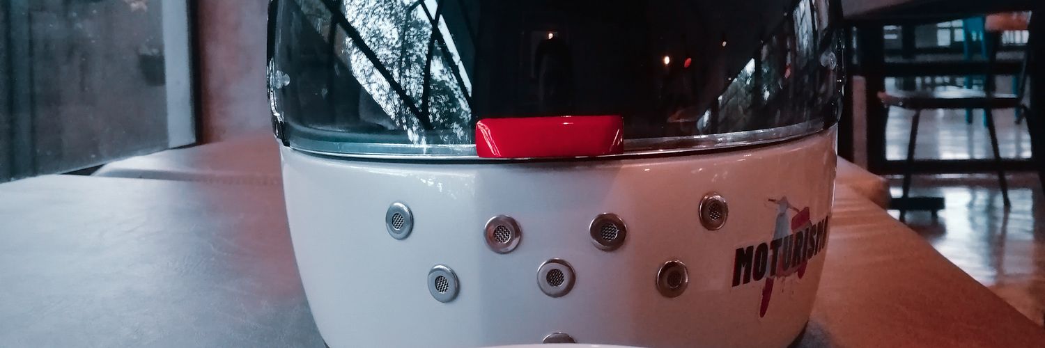 J 🪬 banner