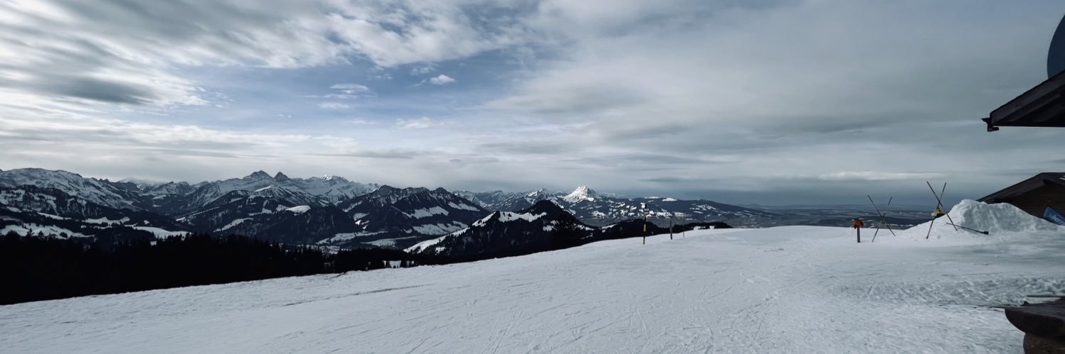 alexariosa's profile banner image