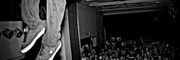 LKAxHC Profile Banner