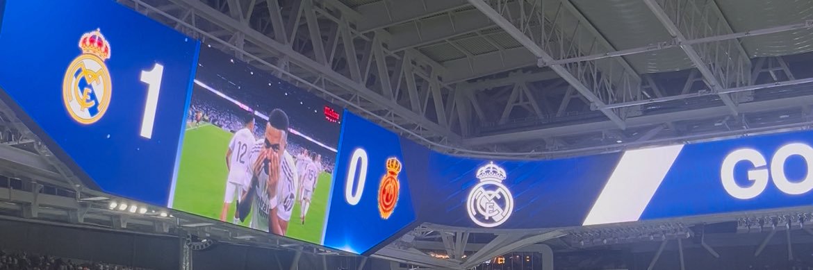 selimouitch's profile banner image