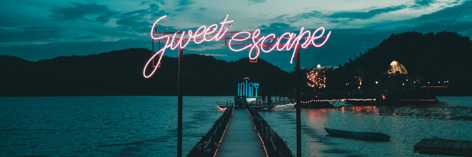 prettynariah's profile banner image