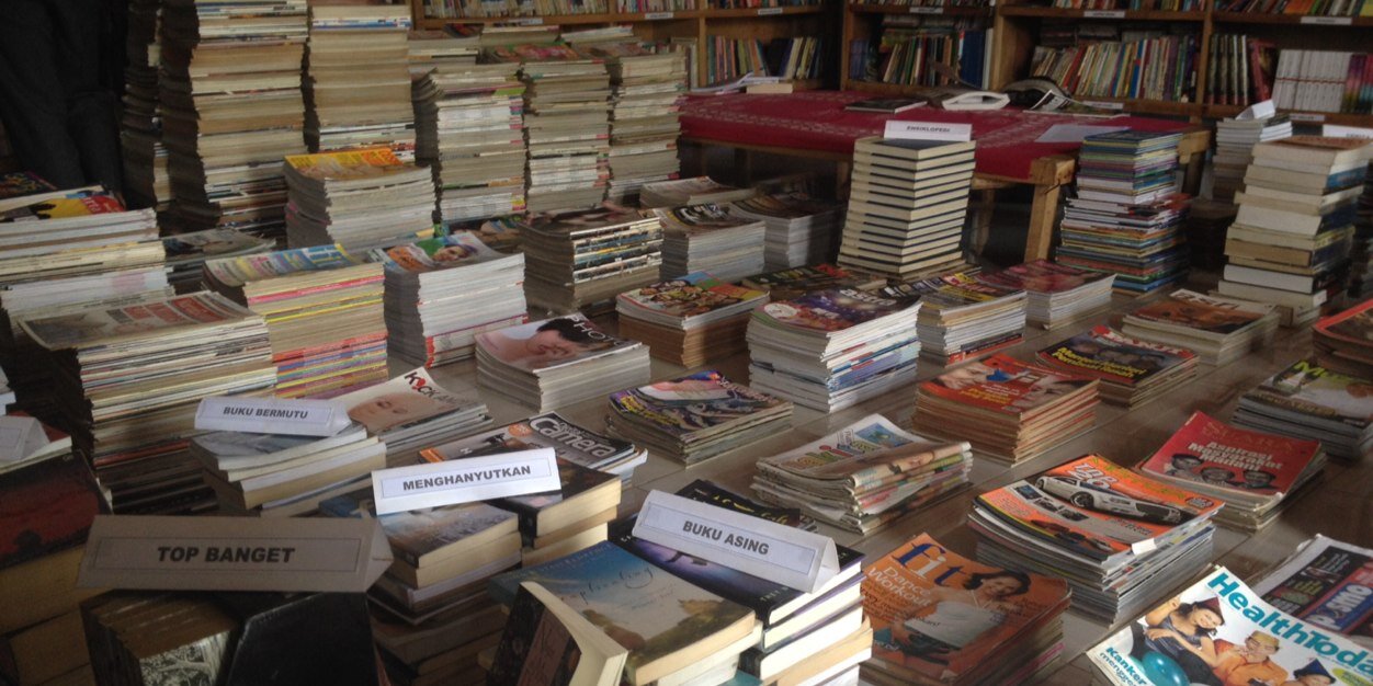BookDrops_IND's profile banner image