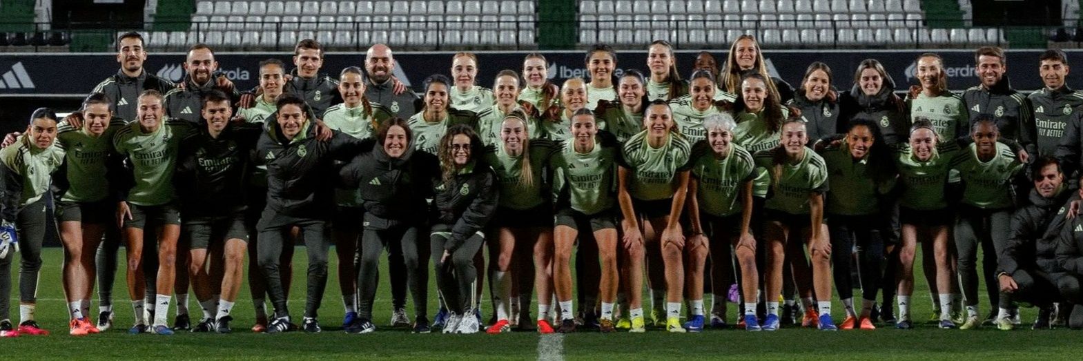 𝐌𝐚𝐫𝐢𝐧𝐚⭐️🤍 del 13'6%🎹 banner