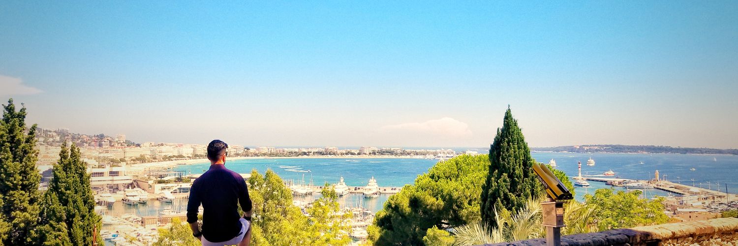 farbod's profile banner image