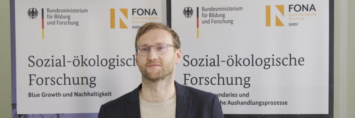 Tobias Escher banner