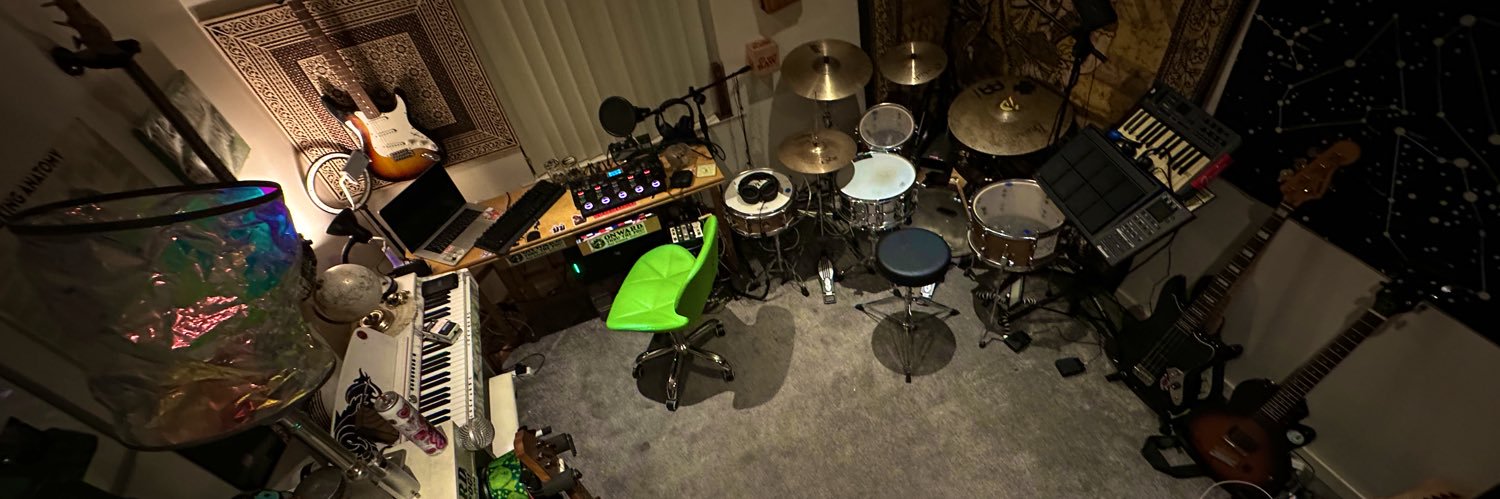 +Ross Martian 👽 banner