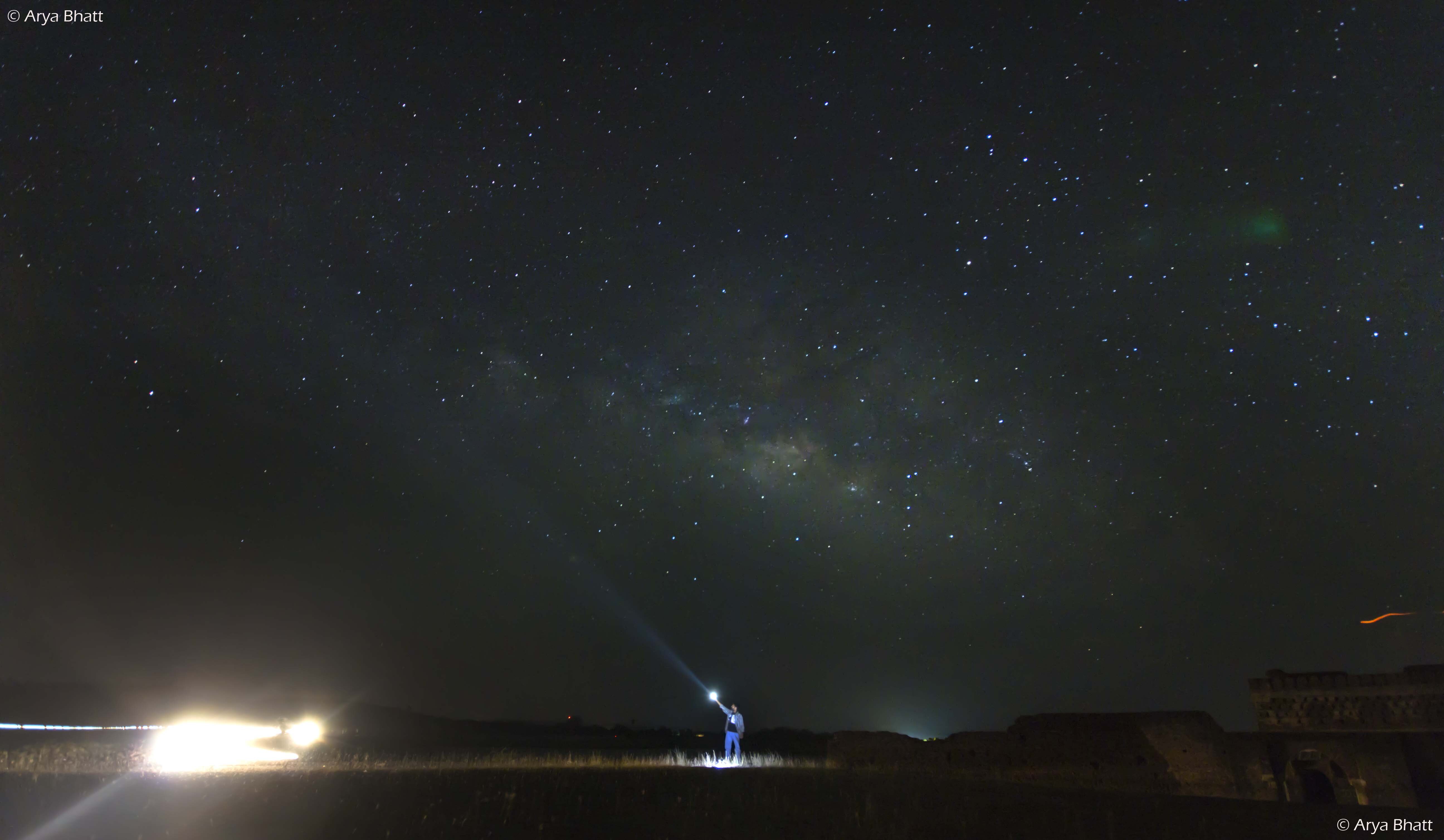 aryawaani's profile banner image