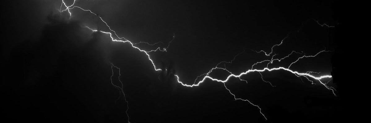 i_Dee96's profile banner image
