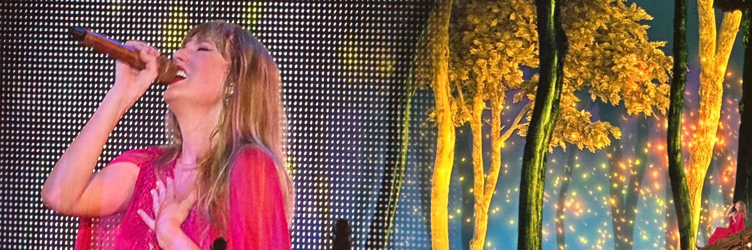 JustReadAndLove's profile banner image