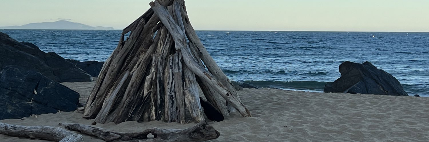 BekYoung1's profile banner image