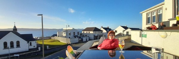 EmmaBeansworth Profile Banner