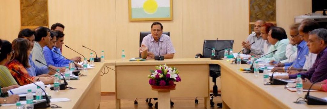 Delhi Health Minister banner