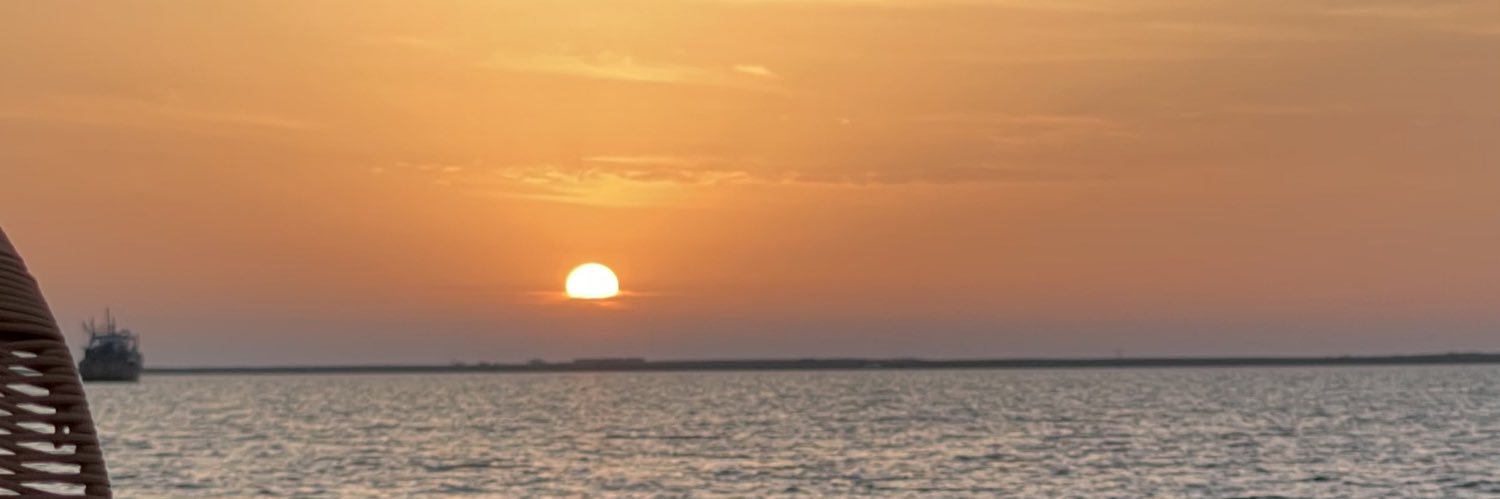 manarh_16's profile banner image