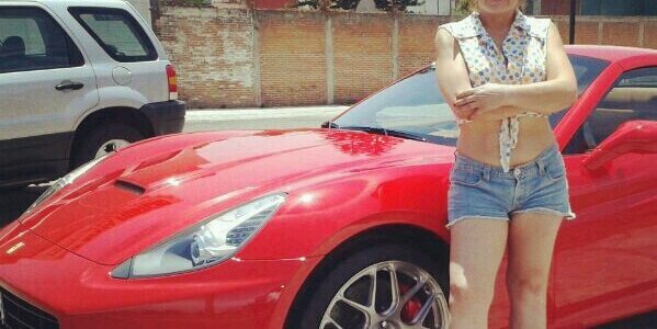 AlexaFernanda's profile banner image