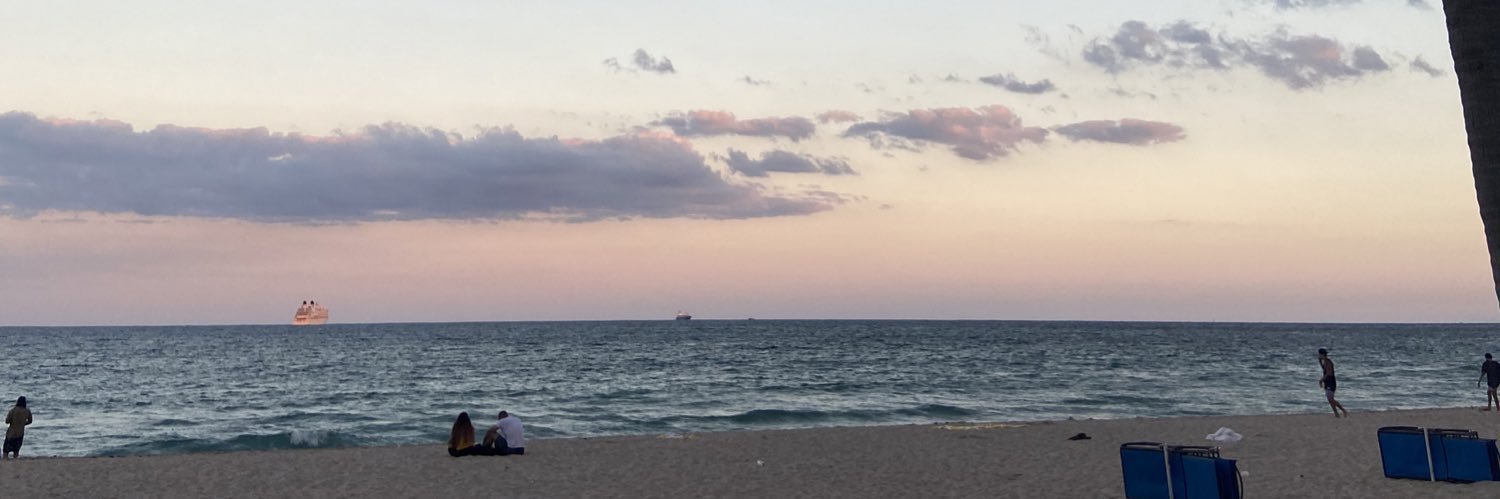Sydneyyyyy12's profile banner image