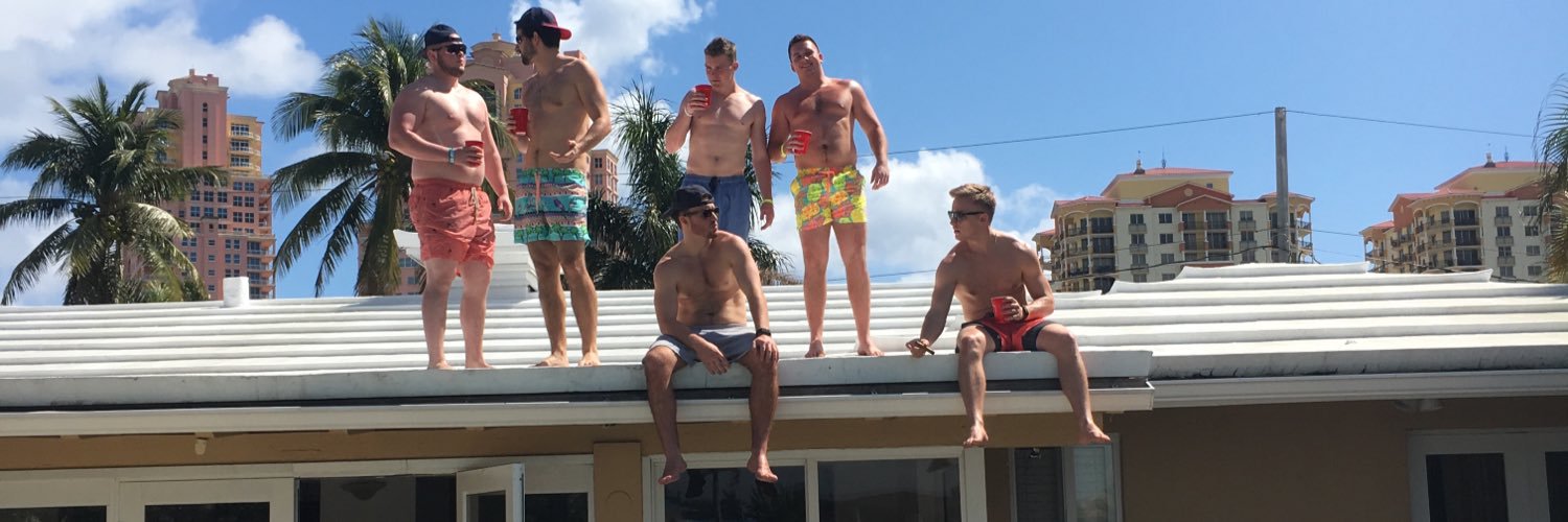 wubz19's profile banner image