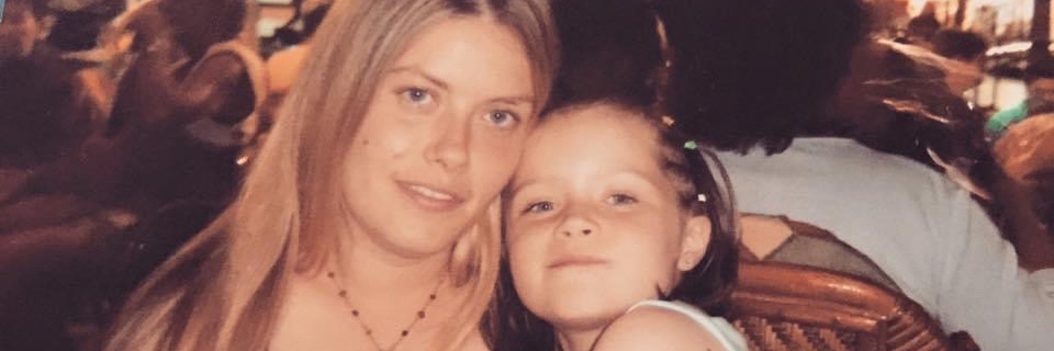 carih_cara's profile banner image