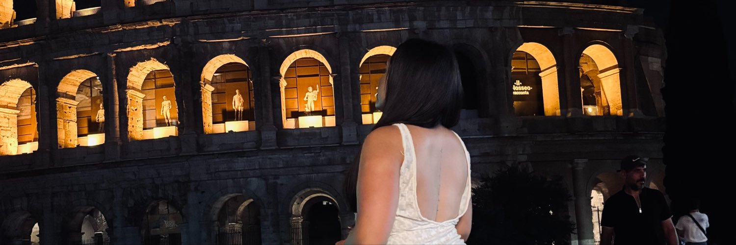 laraquevedoo's profile banner image