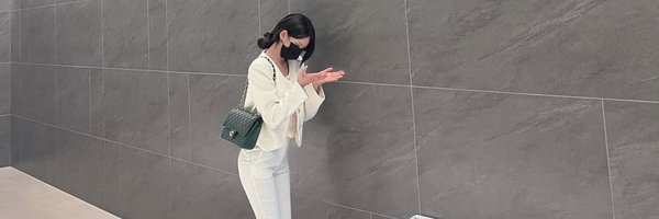 卵巢魔女🔞每天更新！ banner