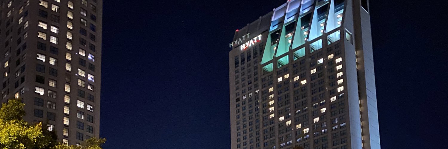 malidoesit's profile banner image
