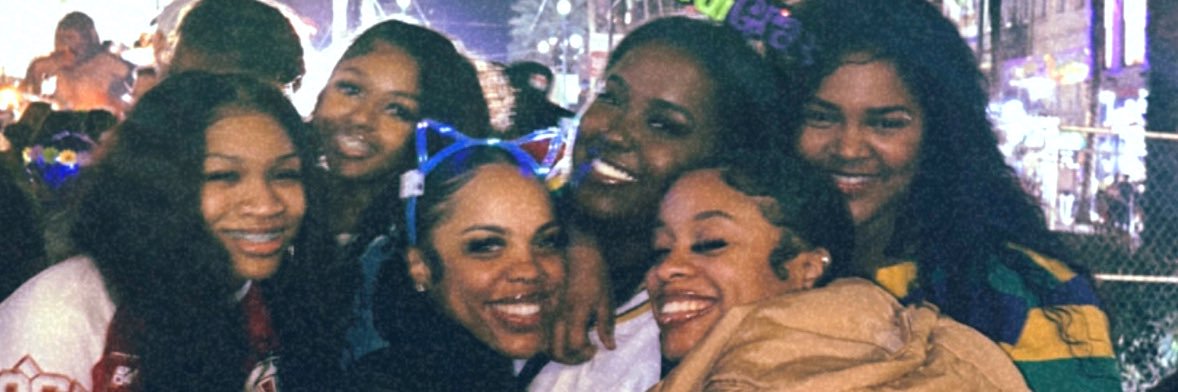 angelee_417's profile banner image